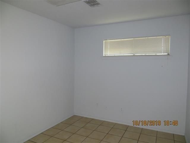 Commercial/Industrial Office: 206 Western Dr, Del Rio, TX 78840